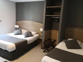 Hôtel du Commerce - Værelse