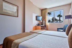 Hotel Front Maritim - Chambre