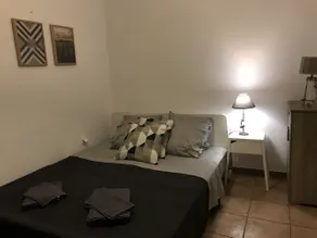 Seafront Maisonette - Chambre