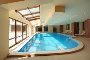 St George Ski & Holiday - Half Board & All Inclusive - Pool