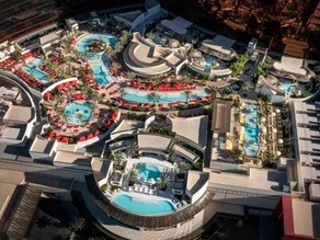 Crockfords Las Vegas, LXR Hotels & Resorts at Resorts World - Piscine
