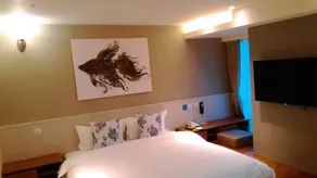 Walker Hotel. Ximen - Room