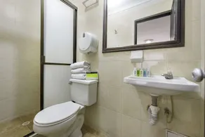 Ayenda 1120 Hotel Comercial - Bathroom
