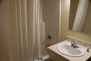 Rodeway Inn Medford South I-5 - Salle de bain