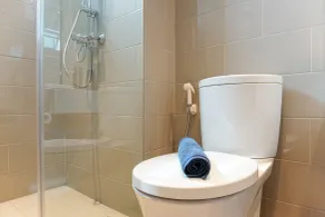 Cozy and Comfy 2BR Citralake Suites Apartment - Badeværelse