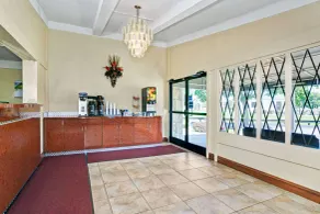 Knights Inn Charleston West Virginia - Hall