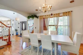 Take Metro to DC! Family Home in Springfield - Interiör