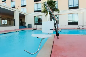Holiday Inn Shreveport Downtown by IHG - Piscine