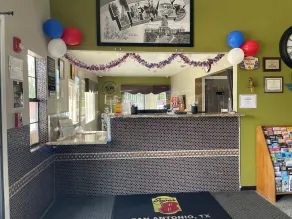 Super 8 by Wyndham San Antonio/Riverwalk Area - Reception