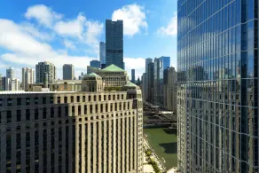 voco Chicago Downtown - Riverwalk by IHG - Room