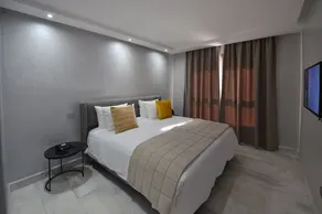 Le Yacht Suites Hotel - Room