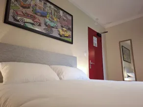 Logis Hôtel Les 200 Bornes - Room