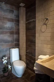 Polys Guest House - Bad