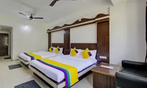 Itsy Hotels Satya Shree - Room