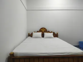 Homecation Manas Rabbit Homestay - Room