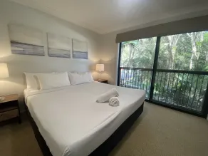 Tiona Holiday Park - Room