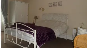 Blue Peter Hotel - Room