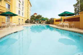 La Quinta Inn & Suites by Wyndham Mesa Superstition Springs - Piscine