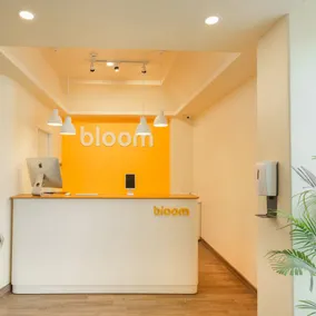 Bloom Hotel - Sector 62 - Recepção