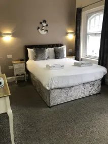 Queen Phillippa - Habitación