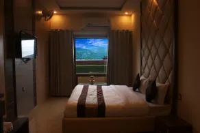 Hotel Ganga Heights By Avadhesh Group Of Hospitality - Rom