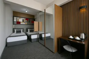 Black Art Otel - Room