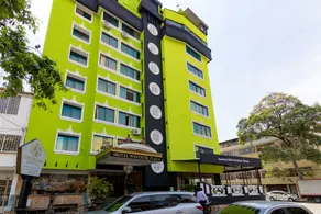 Hotel Windsor Plaza - Front of property