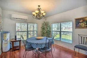 Deck, Grill & Yard: Pet-friendly Van Alstyne Gem! - Interiør