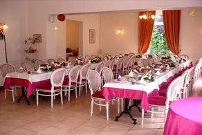 Logis - Hostellerie Le Chatel Nangis - Restaurant