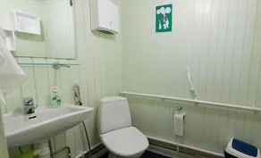Kartano Hostel - Badezimmer