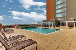 Drury Plaza Hotel Dallas Richardson - Piscine