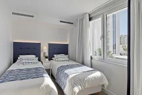 Carihuela Suites - Rom