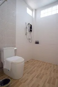BHIVE - Bathroom