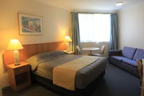 Charbonnier Motor Inn - Zimmer