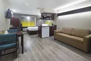 Microtel Inn & Suites by Wyndham Meridian - Chambre