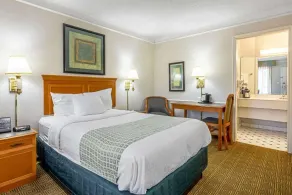 Rodeway Inn Huntsville West - Værelse