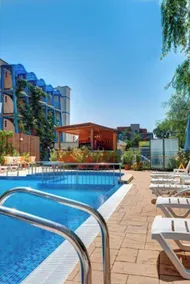 Hotel Paloma - Basseng