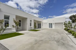 Aloha Central Platinum Apartments - Chambre
