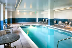 Hampton Inn & Suites by Hilton Seattle/Northgate - Basseng