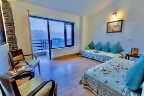 Rosewood Retreat Bhimtal - Luxury Lake View Resort on Bhimtal Lake - Room