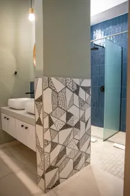 La Buena Vida Inn - Bathroom
