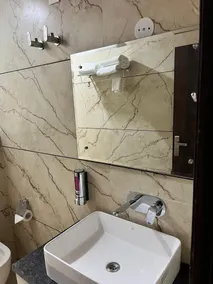 Hotel Sun Flowers - Bathroom