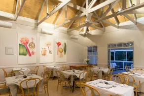 Quarry Lake Inn - Restaurant