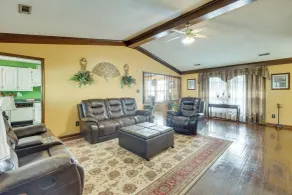 Pool & Large Covered Patio! Decatur Family Getaway - Interiör
