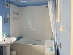 Gulls Hatch - Bathroom