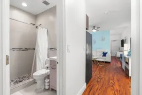 The Pearl Beachside Apartments on Hollywood Beach - Salle de bain