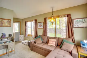 Waterfront Howard Lake Vacation Rental w/ Dock - Interni