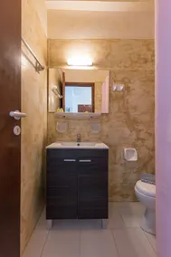 Anezina Villas - Bathroom