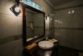 Island Safari Lodge - Room