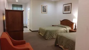 Country Regency Inn & Suites - Zimmer